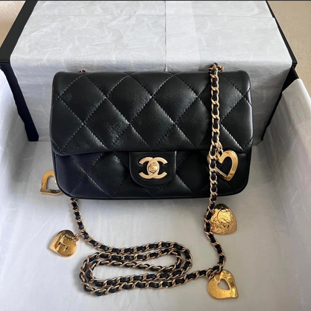Like New Chanel Mini 8